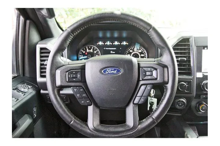 $23250 : Ford F-150 2018 4x2 XLT 4dr image 10