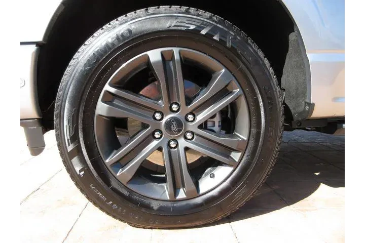 $39452 : Ford F-150 2022 4x4 Lariat 4 image 8