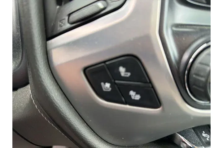 $34992 : GMC Sierra 1500 2018 4x4 SLT image 9