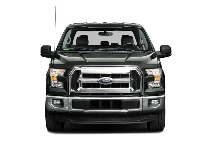 $18983 : Ford F-150 2016 4x2 XLT 4dr image 4