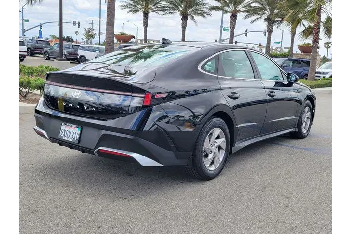 $26803 : Hyundai SONATA 2026 SE 4dr S image 7