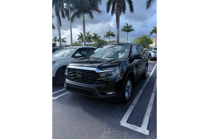 $2500 : Se venden varios carros honda image 5