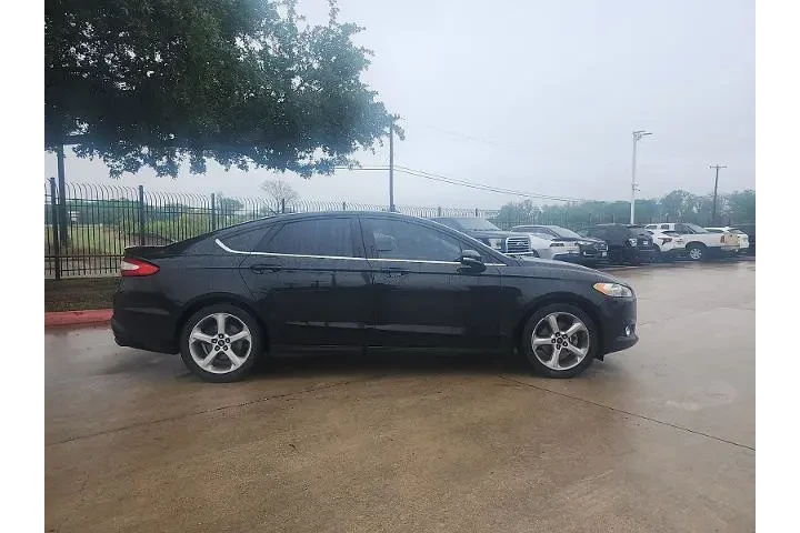 $7497 : Ford Fusion 2016 SE 4dr Seda image 2