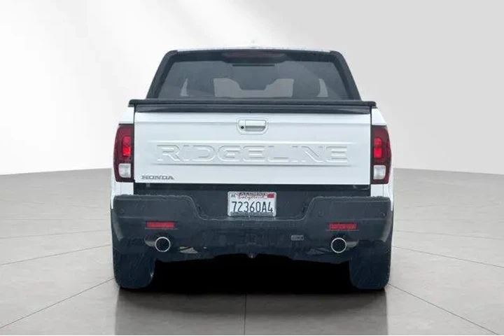 $38868 : Honda Ridgeline 2024 AWD Bla image 5