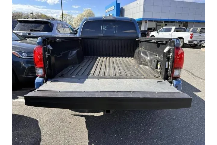 $35999 : Toyota Tacoma 2019 4x4 TRD O image 7