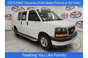 GMC Savana 2023 2500 3dr Car en Houston