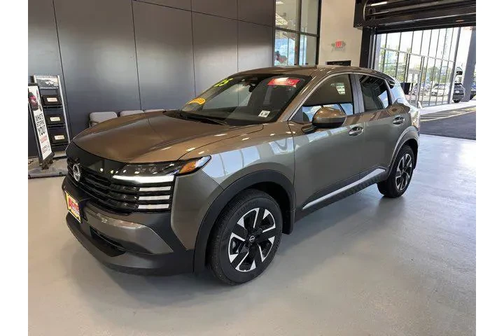 $22695 : Nissan Kicks 2025 AWD SV 4dr image 2