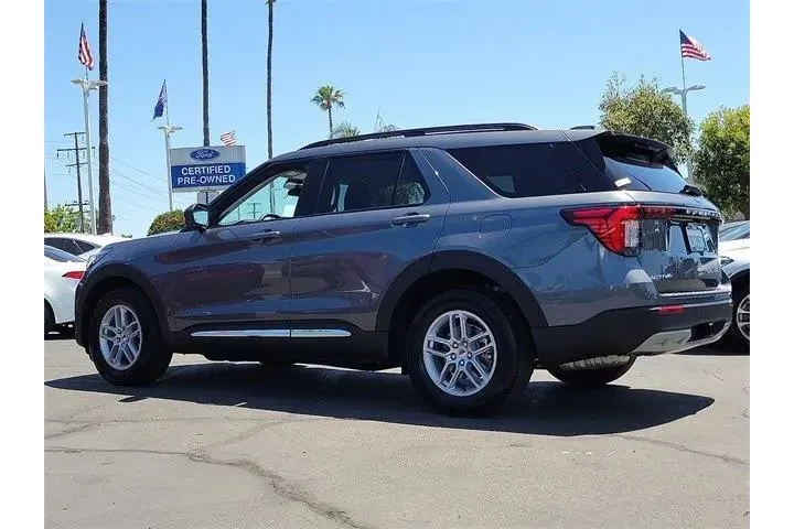$38488 : Ford Explorer 2025 Active 4d image 2