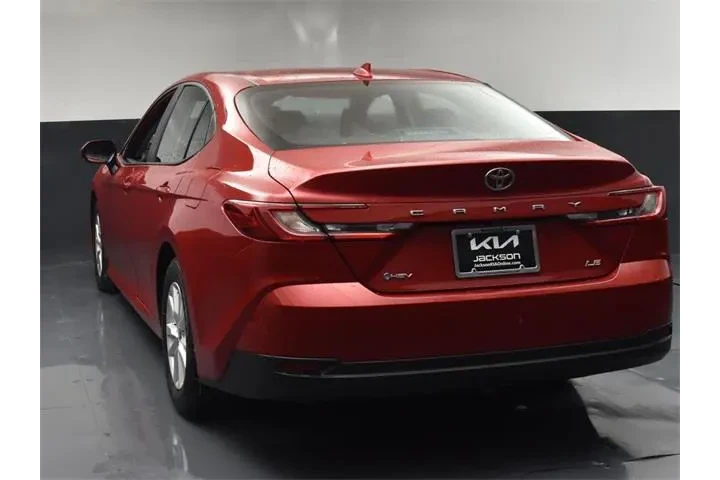 $21558 : Toyota Camry 2025 LE 4dr Sed image 6