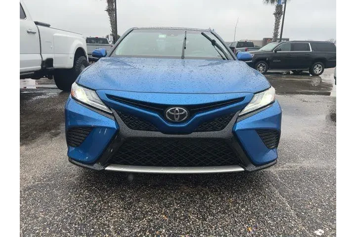 $27732 : Toyota Camry 2020 XSE V6 4dr image 8