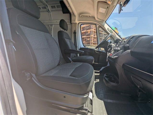 $37899 : 2021 ProMaster Cargo Van image 4