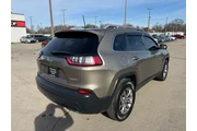 $8980 : 2019 Cherokee Latitude Plus thumbnail
