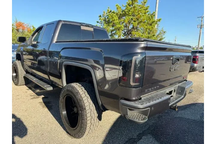 $21989 : GMC Sierra 1500 2015 4x4 SLE image 3