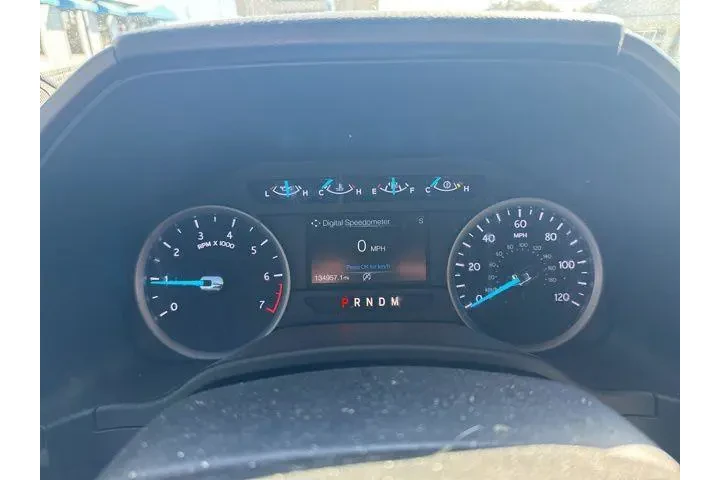 $16997 : Ford Expedition 2018 4x4 XLT image 9