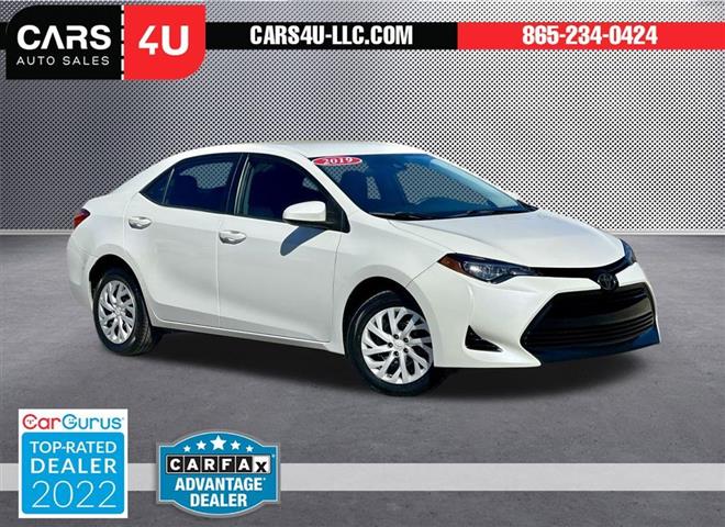 $15301 : 2019 Corolla LE image 1