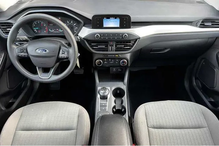 $15986 : Ford Escape 2022 S 4dr SUV image 5