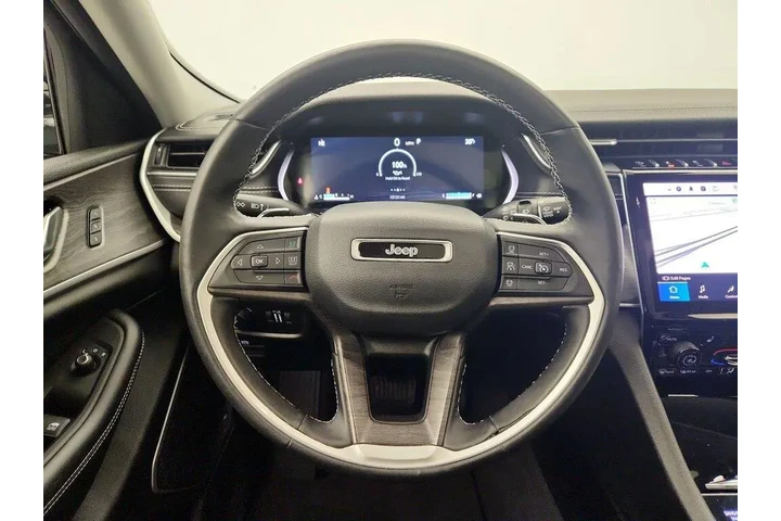 $32998 : Jeep Grand Cherokee 2022 4x4 image 10