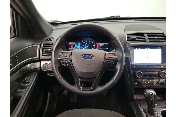 $21998 : Ford Explorer 2018 XLT 4dr S image 10