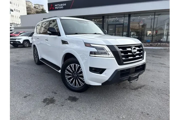 $34388 : Nissan Armada 2023 4x4 SL 4d image 2