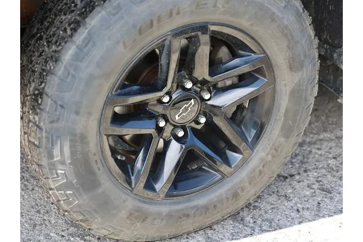 $30818 : Chevrolet Silverado 1500 202 image 8