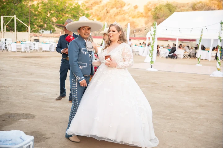 UNIQUE PHOTO AND VIDEO image 7