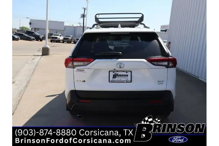 $31990 : Toyota RAV4 2024 AWD XLE 4dr image 6