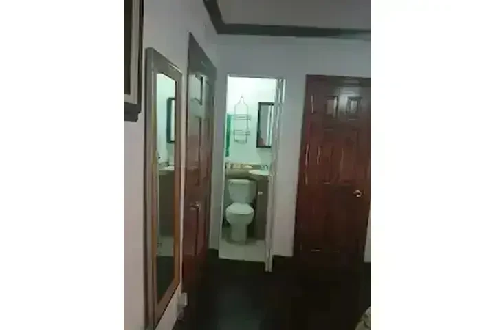 $1100 : UPTOWN WHITTIER CUARTO image 2