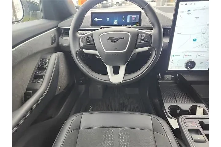 $39995 : Ford Mustang Mach-E 2025 AWD image 9