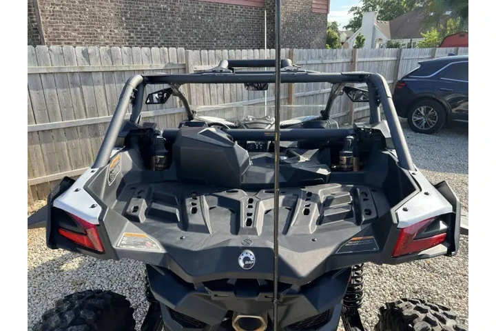 $25995 : 2024 Can-Am MAVERICK X3 RS image 7