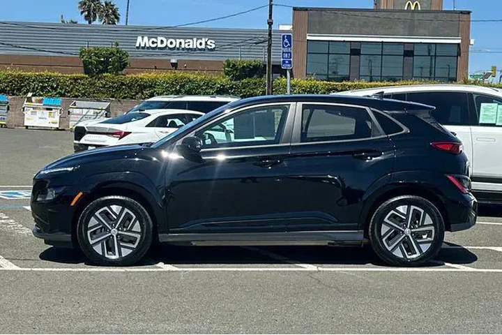 $18890 : Hyundai KONA Electric 2023 S image 10