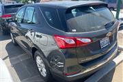 $12999 : 2018 Equinox LS SUV thumbnail