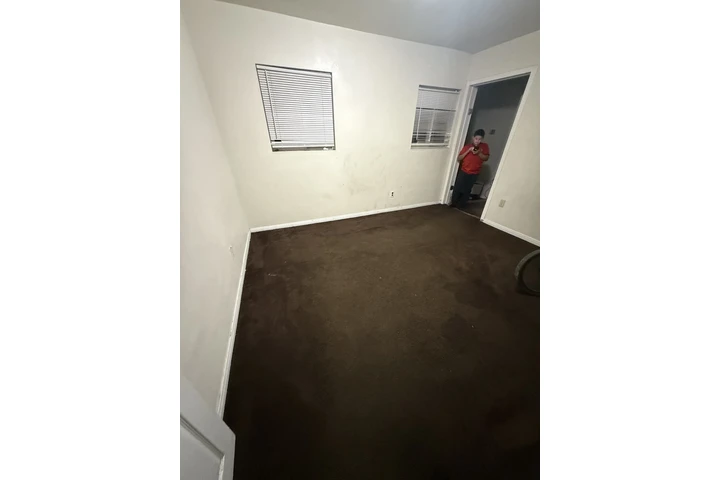 $800 : Cuarto image 2