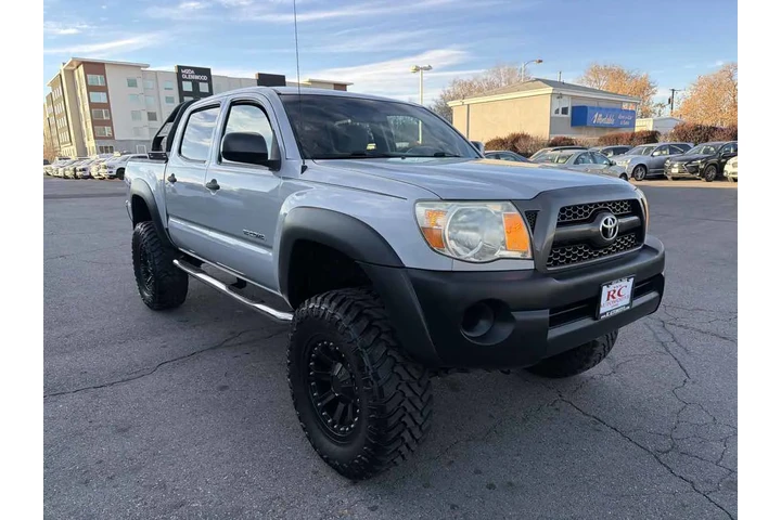 $28710 : 2011 Tacoma image 8