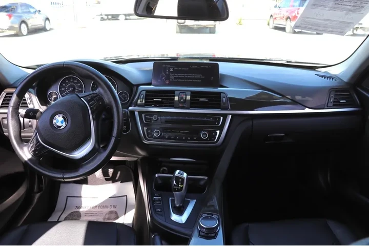 2015 BMW 3 Series image 2