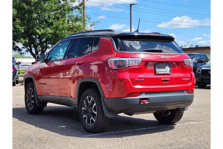 $14985 : 2018 Compass Trailhawk image 10