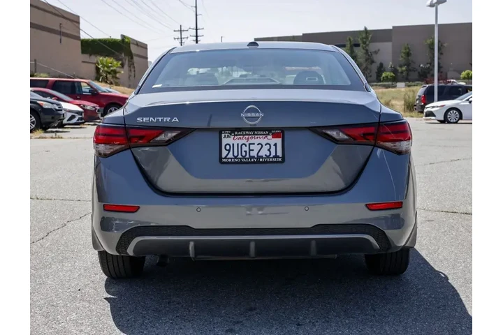 $20198 : Nissan Sentra 2025 SV 4dr Se image 5