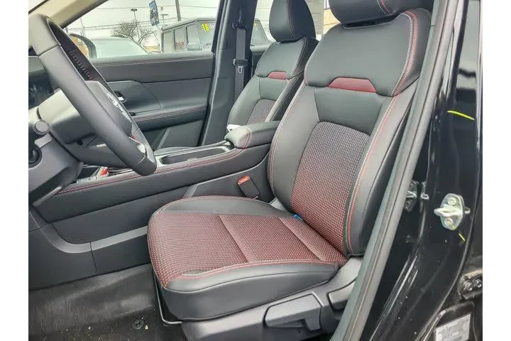 $29988 : Nissan Kicks 2025 AWD SR 4dr image 10