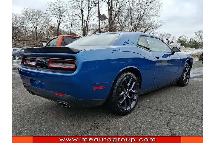$24650 : Dodge Challenger 2023 SXT 2d image 5