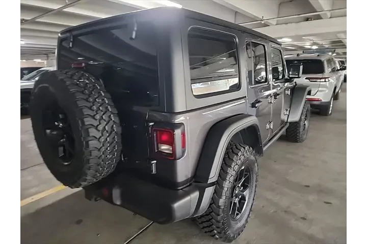 $32858 : Jeep Wrangler 2025 4x4 Willy image 2