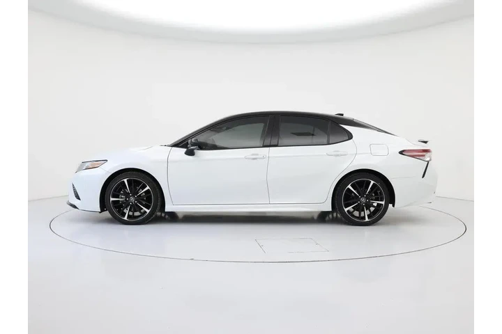 $29998 : Toyota Camry 2018 XSE V6 4dr image 3