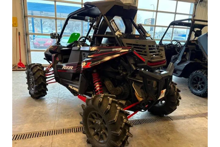 $11990 : 2018 Polaris Razor 1000 image 9