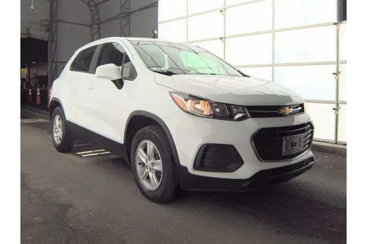 $13773 : Chevrolet Trax 2020 AWD LS 4 image 4