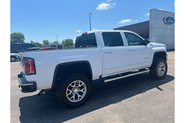 $22985 : GMC Sierra 1500 2018 4x4 SLT image 6