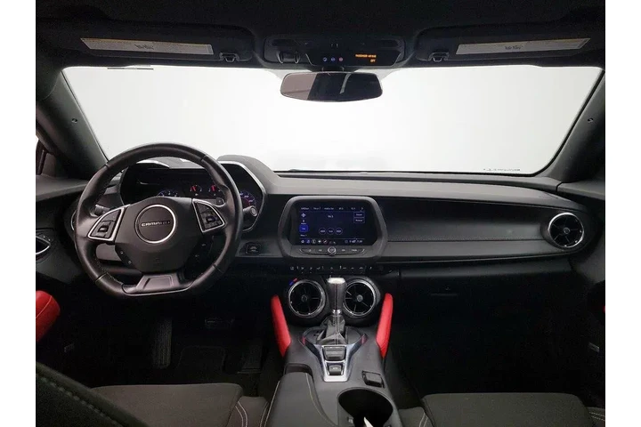 $27998 : Chevrolet Camaro 2020 LT 2dr image 9