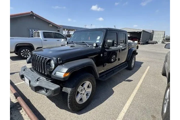 $24988 : 2020 Gladiator Sport S image 3