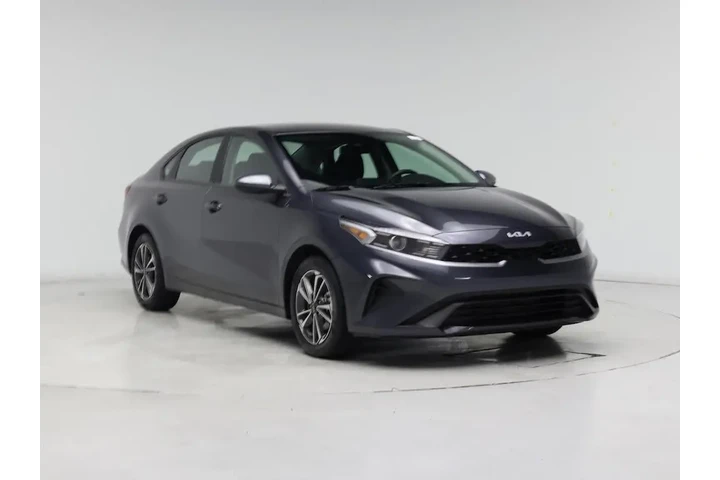 $17998 : Kia Forte 2024 LXS 4dr Sedan image 1