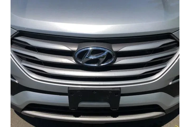 $12900 : Hyundai SANTA FE Sport 2017 image 9