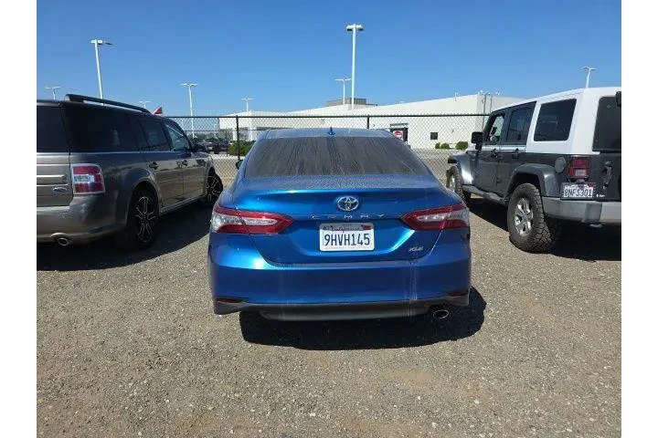 $17900 : Toyota Camry 2019 SE 4dr Sed image 5