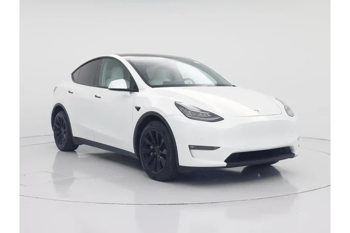 $29998 : Tesla Model Y 2022 AWD Long image 1