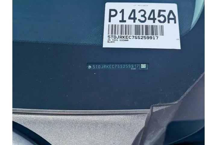 Toyota Sienna 2025 XLE 8-Pas image 6